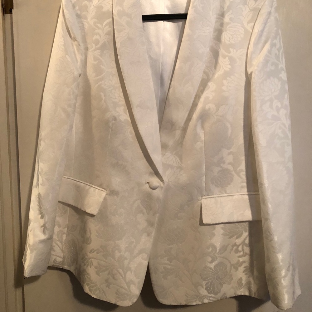 White Silk Patterned Suit Jacket